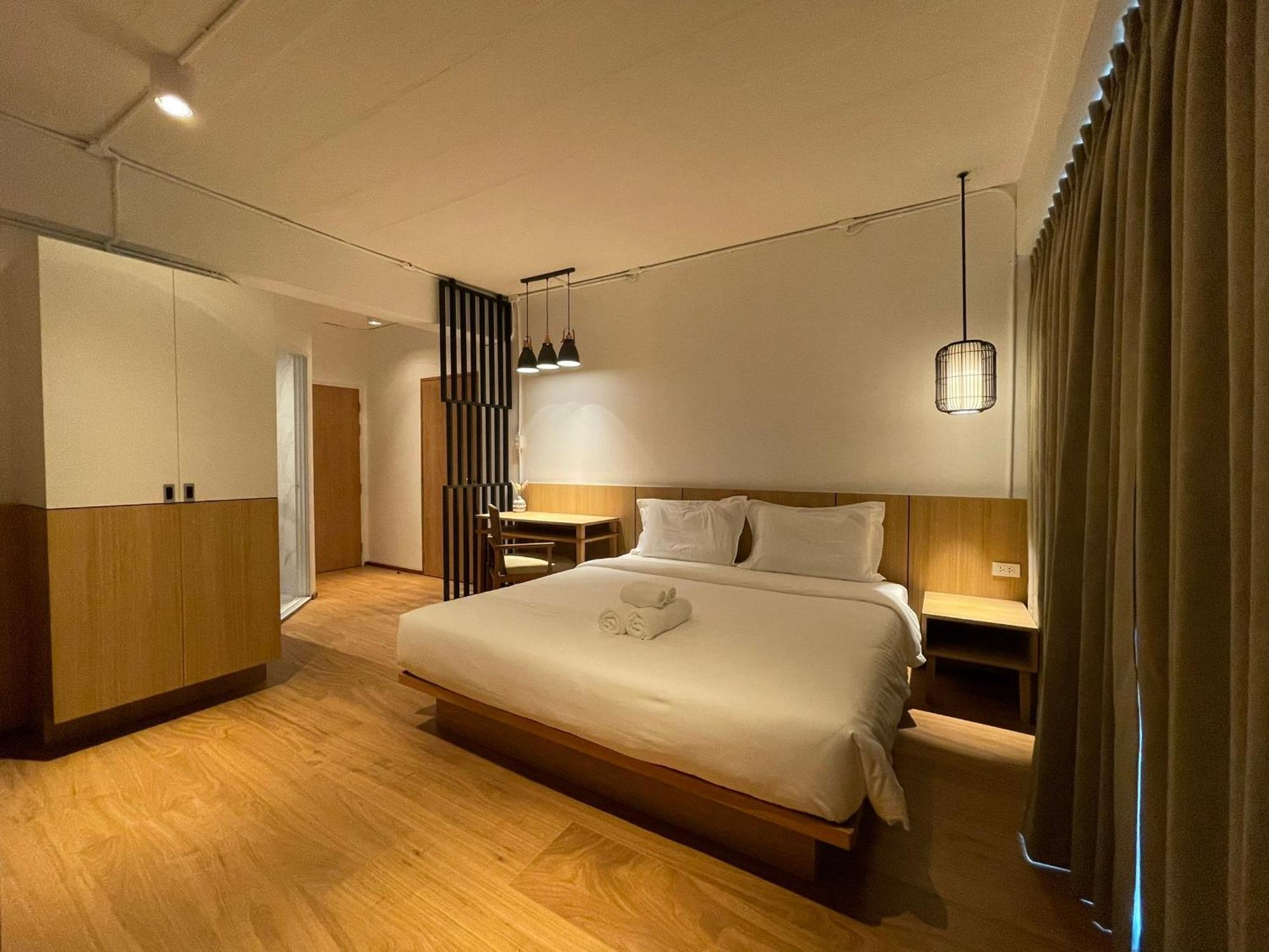 The Corner มุมม่วน คาเฟ่ แอนด์ โฮสเทล Mummuan Hostel Chiang Mai Zewnętrze zdjęcie