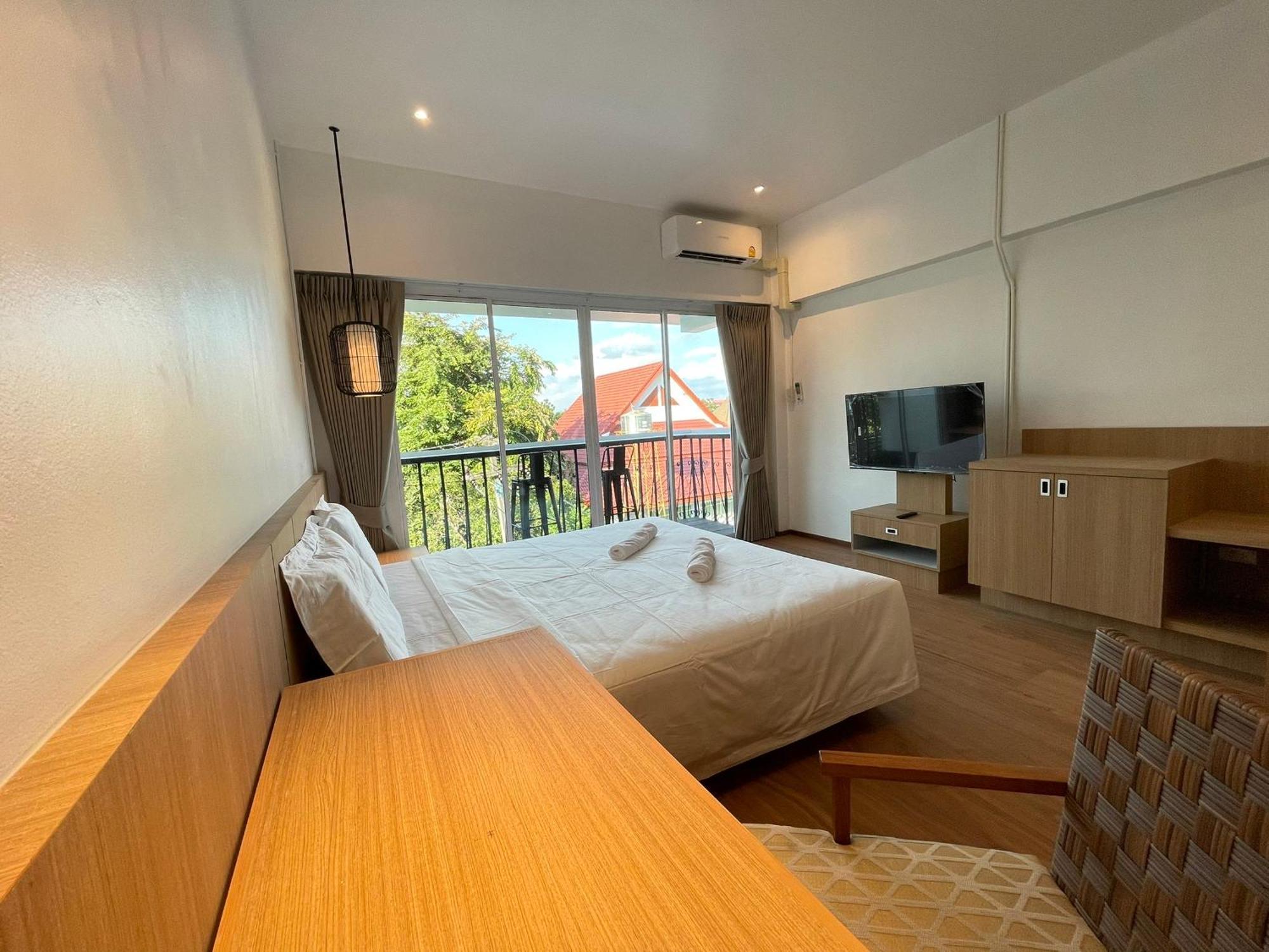 The Corner มุมม่วน คาเฟ่ แอนด์ โฮสเทล Mummuan Hostel Chiang Mai Zewnętrze zdjęcie